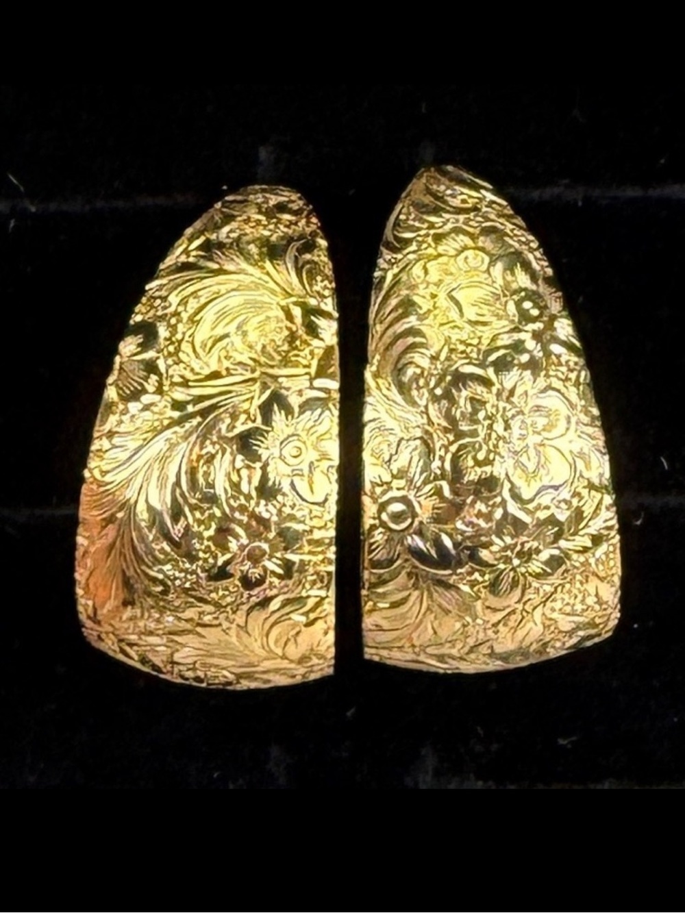 Beautiful, lightweight etched, goldtone, wide costume earrings